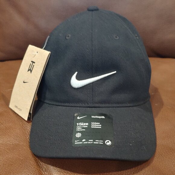 NIKE Tiger Woods TW Heritage86 Adjustable Dri-Fit Golf Cap Hat NEW with Tags - Picture 1 of 7